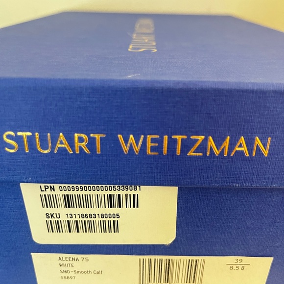 Stuart Weitzman White Heels with Slim Elegant Design - Picture 4 of 5